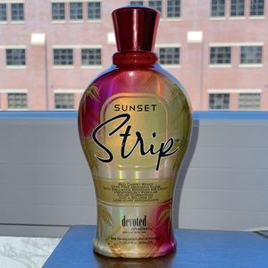 Sunset Strip Red Carpet Ready bronzer